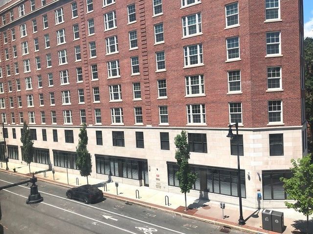 475 Commonwealth Avenue 306, Boston, MA 02215