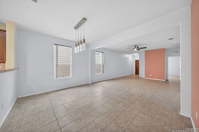 9323 Fisherman, Converse, TX 78109