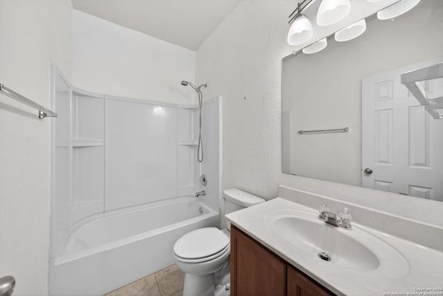 9323 Fisherman, Converse, TX 78109