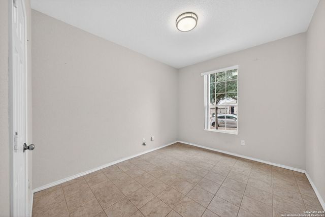 9323 Fisherman, Converse, TX 78109