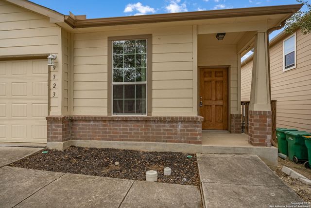 9323 Fisherman, Converse, TX 78109