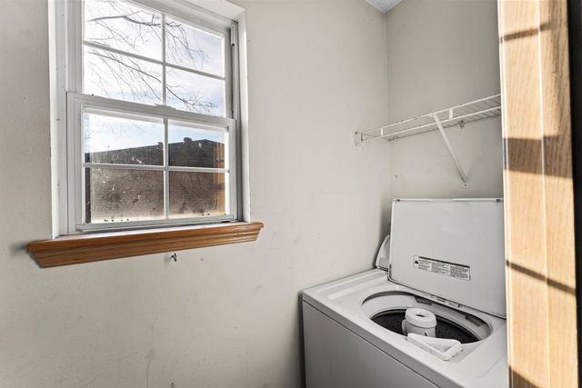 42 Burnett Circle, Bentonville, AR 72712