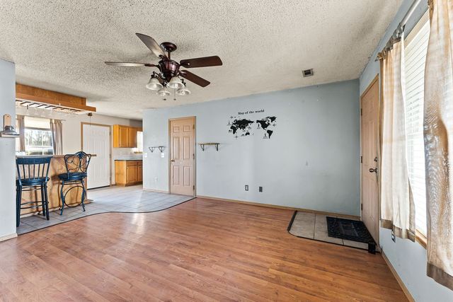 42 Burnett Circle, Bentonville, AR 72712