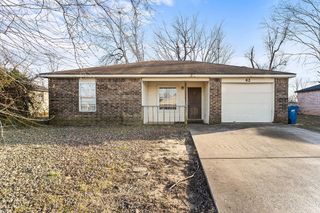 42 Burnett Circle, Bentonville, AR 72712