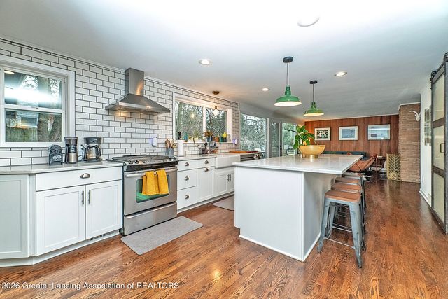 815 Knoll Road, East Lansing, MI 48823