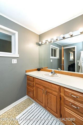 815 Knoll Road, East Lansing, MI 48823