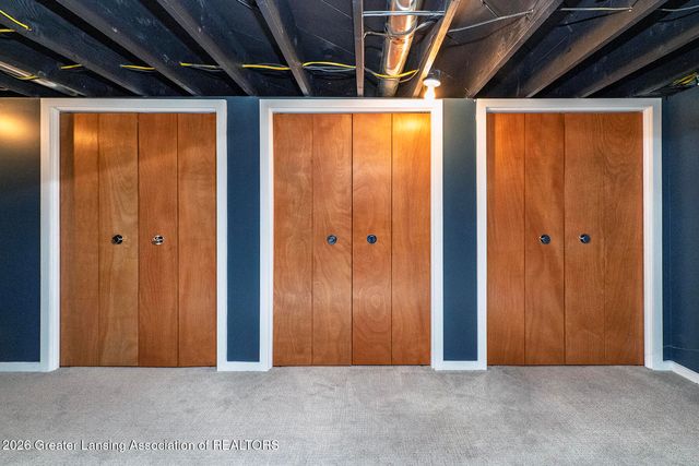 815 Knoll Road, East Lansing, MI 48823