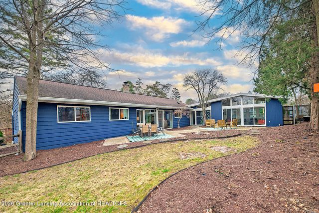 815 Knoll Road, East Lansing, MI 48823