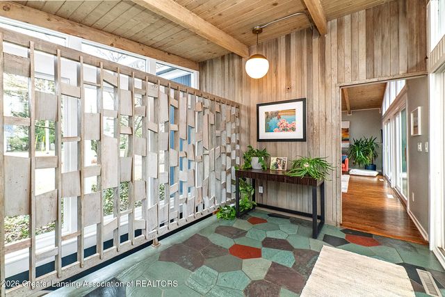 815 Knoll Road, East Lansing, MI 48823