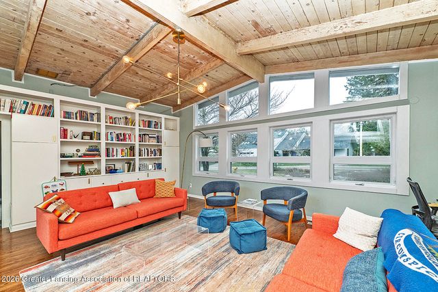 815 Knoll Road, East Lansing, MI 48823