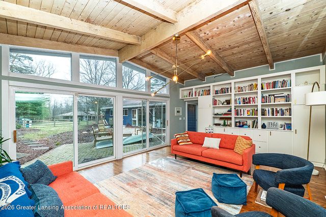 815 Knoll Road, East Lansing, MI 48823