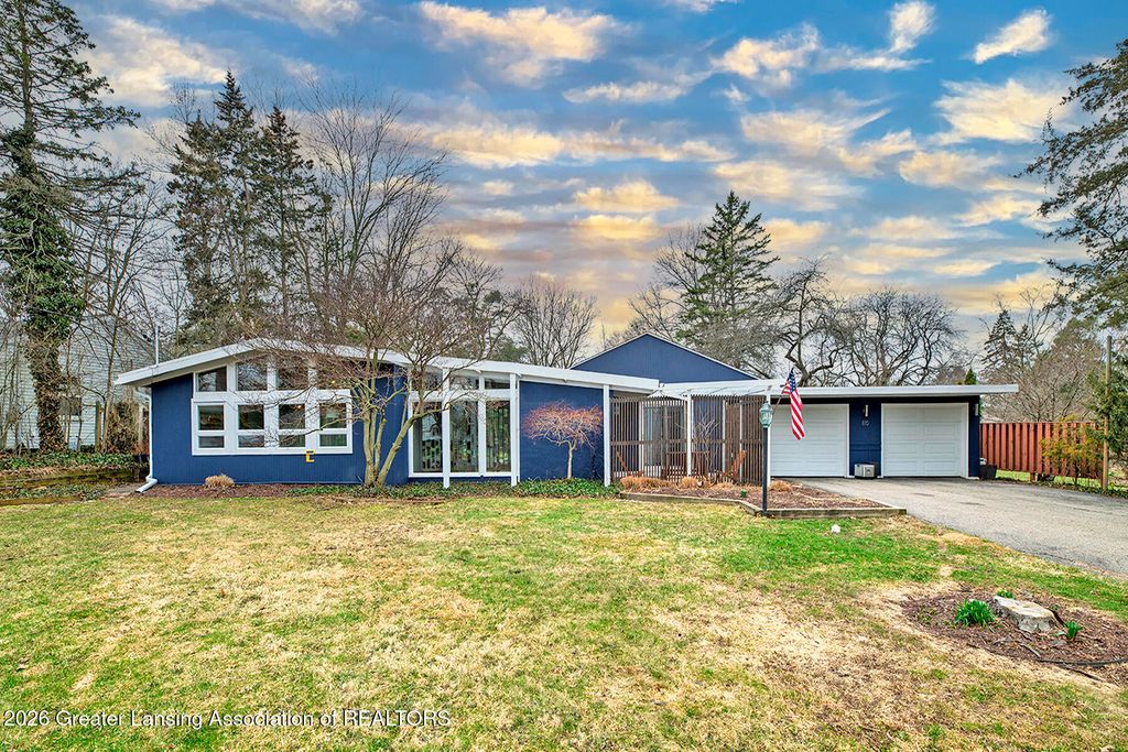 815 Knoll Road, East Lansing, MI 48823