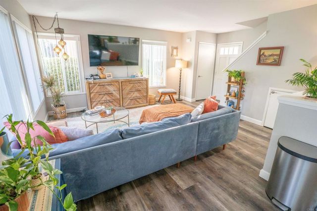 726 Buena Tierra Way 367, Oceanside, CA 92057