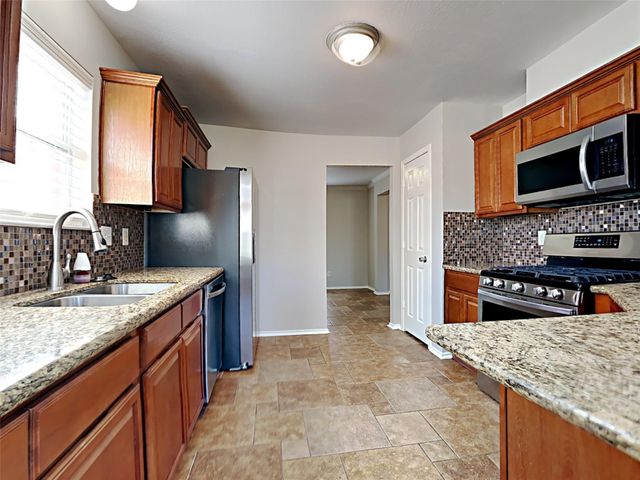 9218 Rosewell Court, Houston, TX 77095