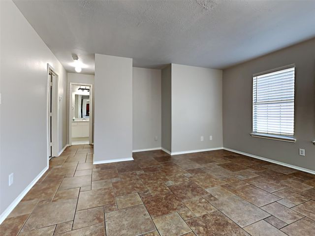 9218 Rosewell Court, Houston, TX 77095