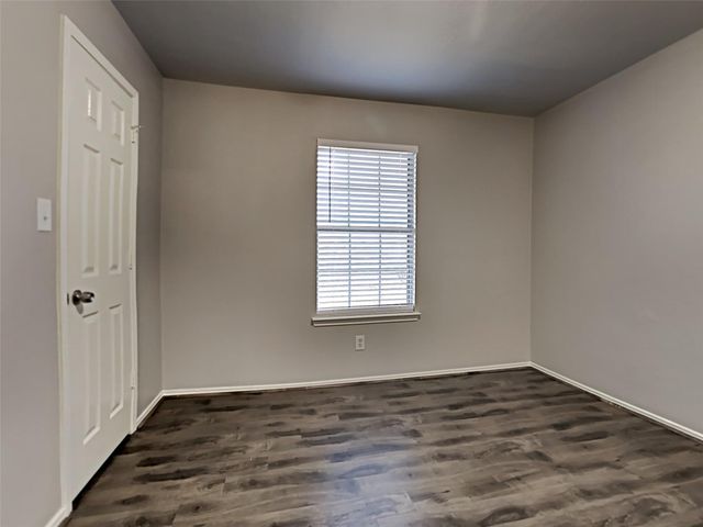 9218 Rosewell Court, Houston, TX 77095