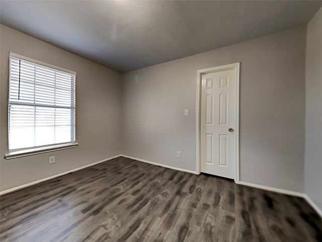 9218 Rosewell Court, Houston, TX 77095