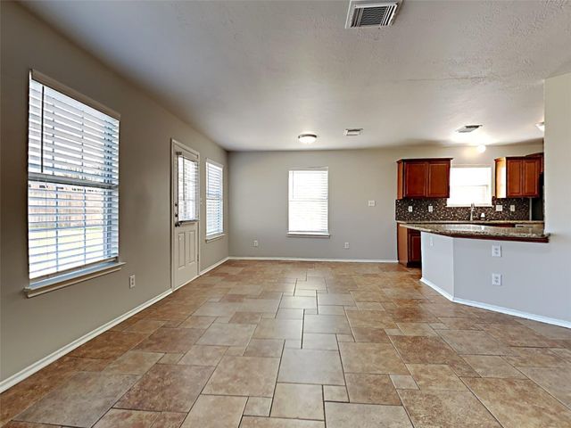 9218 Rosewell Court, Houston, TX 77095