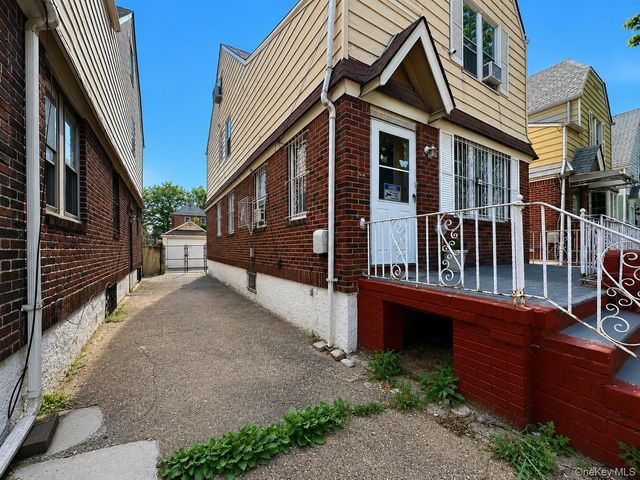89-46 210th Street, Queens Village, NY 11427