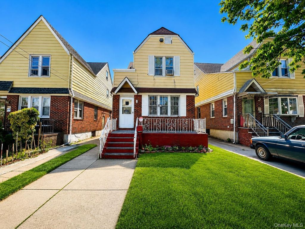 89-46 210th Street, Queens Village, NY 11427