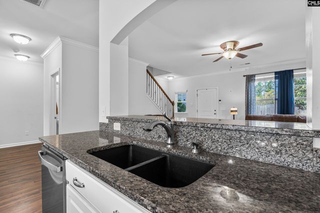 837 Oxbury Ln, Lexington, SC 29073