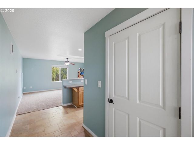 4876 OLD SALEM Rd, Albany, OR 97321