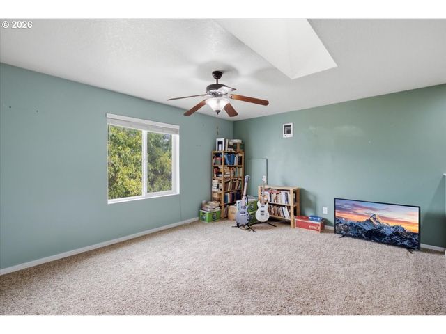 4876 OLD SALEM Rd, Albany, OR 97321
