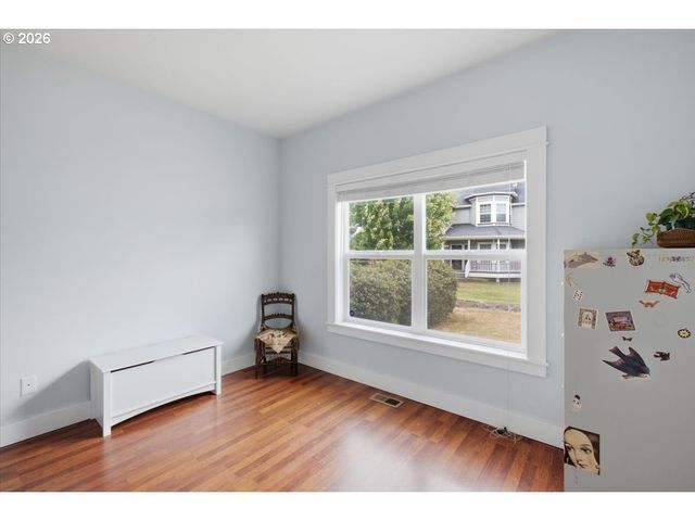 4876 OLD SALEM Rd, Albany, OR 97321