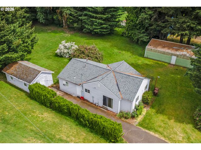150 RIVER Ln, Gladstone, OR 97027