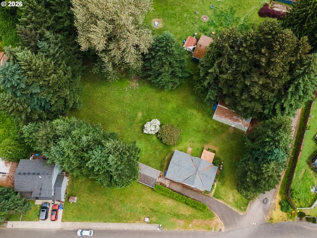 150 RIVER Ln, Gladstone, OR 97027