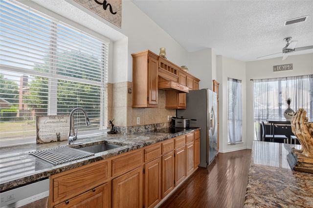 2306 Bent Brook Drive, Mesquite, TX 75181