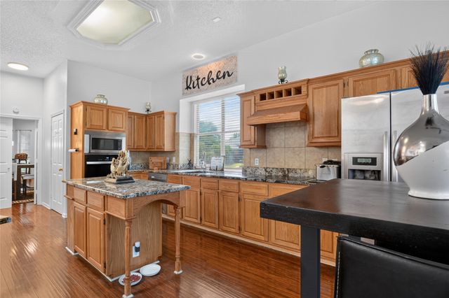 2306 Bent Brook Drive, Mesquite, TX 75181
