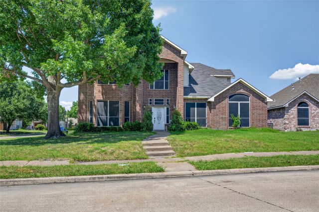 2306 Bent Brook Drive, Mesquite, TX 75181