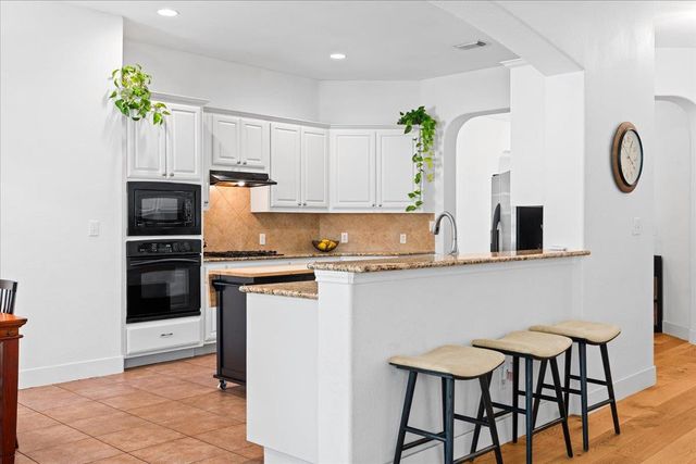 7200 Moon Rock RD, Austin, TX 78739