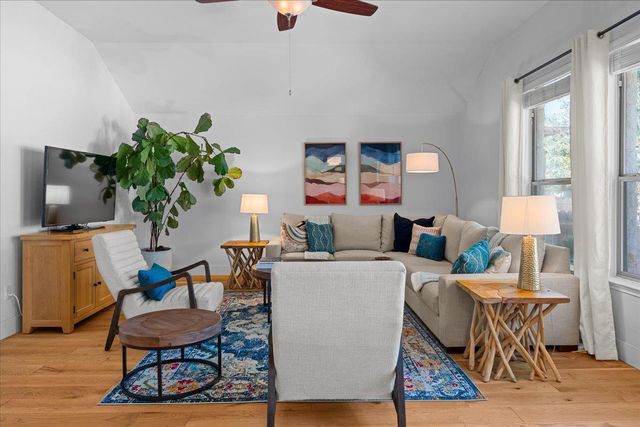 7200 Moon Rock RD, Austin, TX 78739