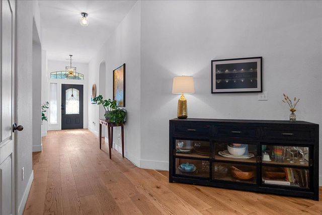 7200 Moon Rock RD, Austin, TX 78739