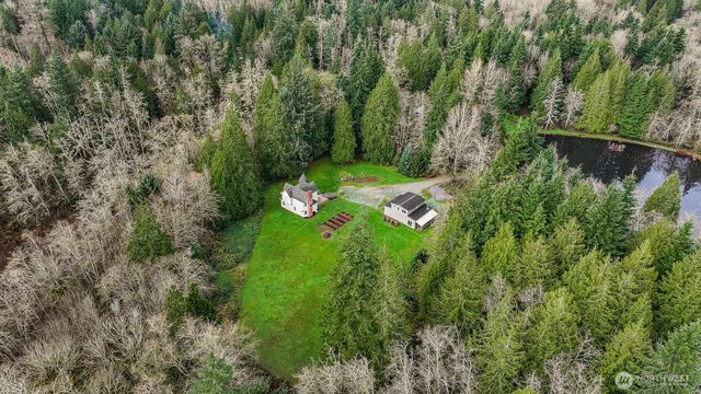 19010 Friday Creek Lane, Burlington, WA 98233