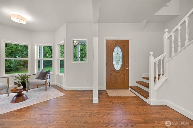 19010 Friday Creek Lane, Burlington, WA 98233