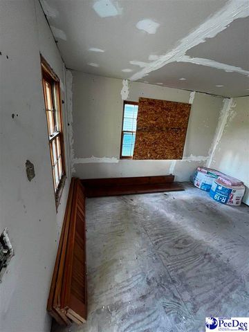 605 Edgar St, Marion, SC 29565