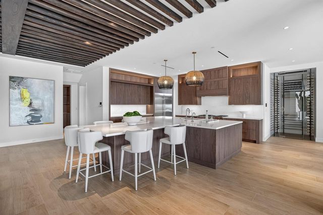 1918 Intracoastal Drive, Fort Lauderdale, FL 33305