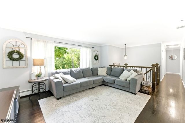 15 Glenn Terrace, Fredon Twp., NJ 07860