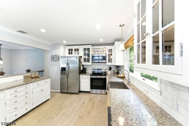 15 Glenn Terrace, Fredon Twp., NJ 07860
