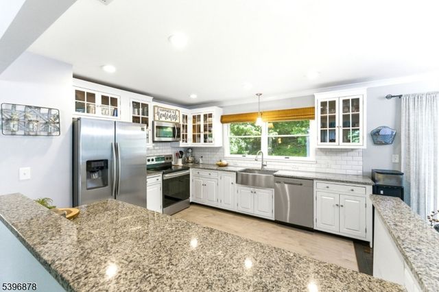 15 Glenn Terrace, Fredon Twp., NJ 07860