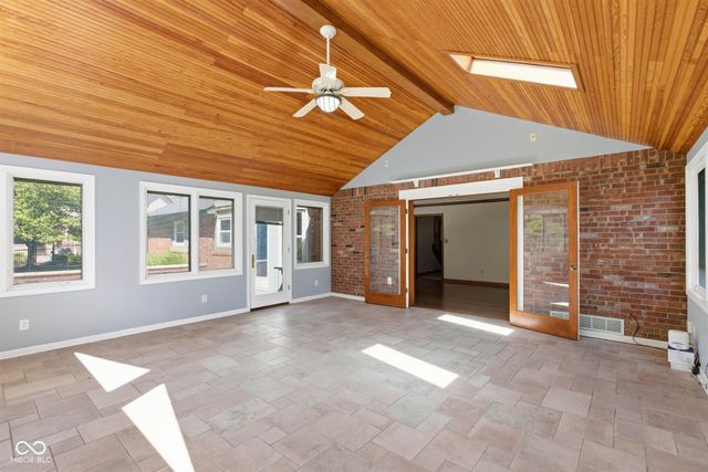8090 Bowline Drive, Indianapolis, IN 46236