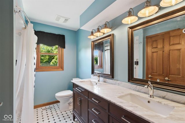 8090 Bowline Drive, Indianapolis, IN 46236