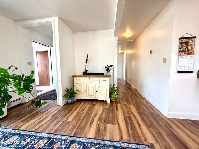6530 E 9th Avenue, Anchorage, AK 99504