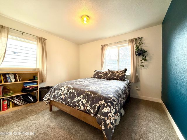 6530 E 9th Avenue, Anchorage, AK 99504