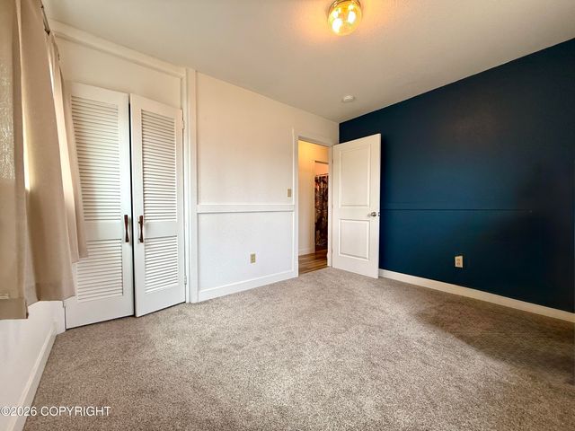 6530 E 9th Avenue, Anchorage, AK 99504
