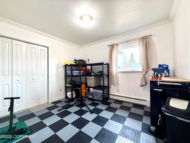 6530 E 9th Avenue, Anchorage, AK 99504