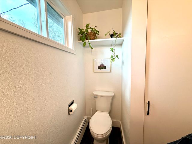 6530 E 9th Avenue, Anchorage, AK 99504